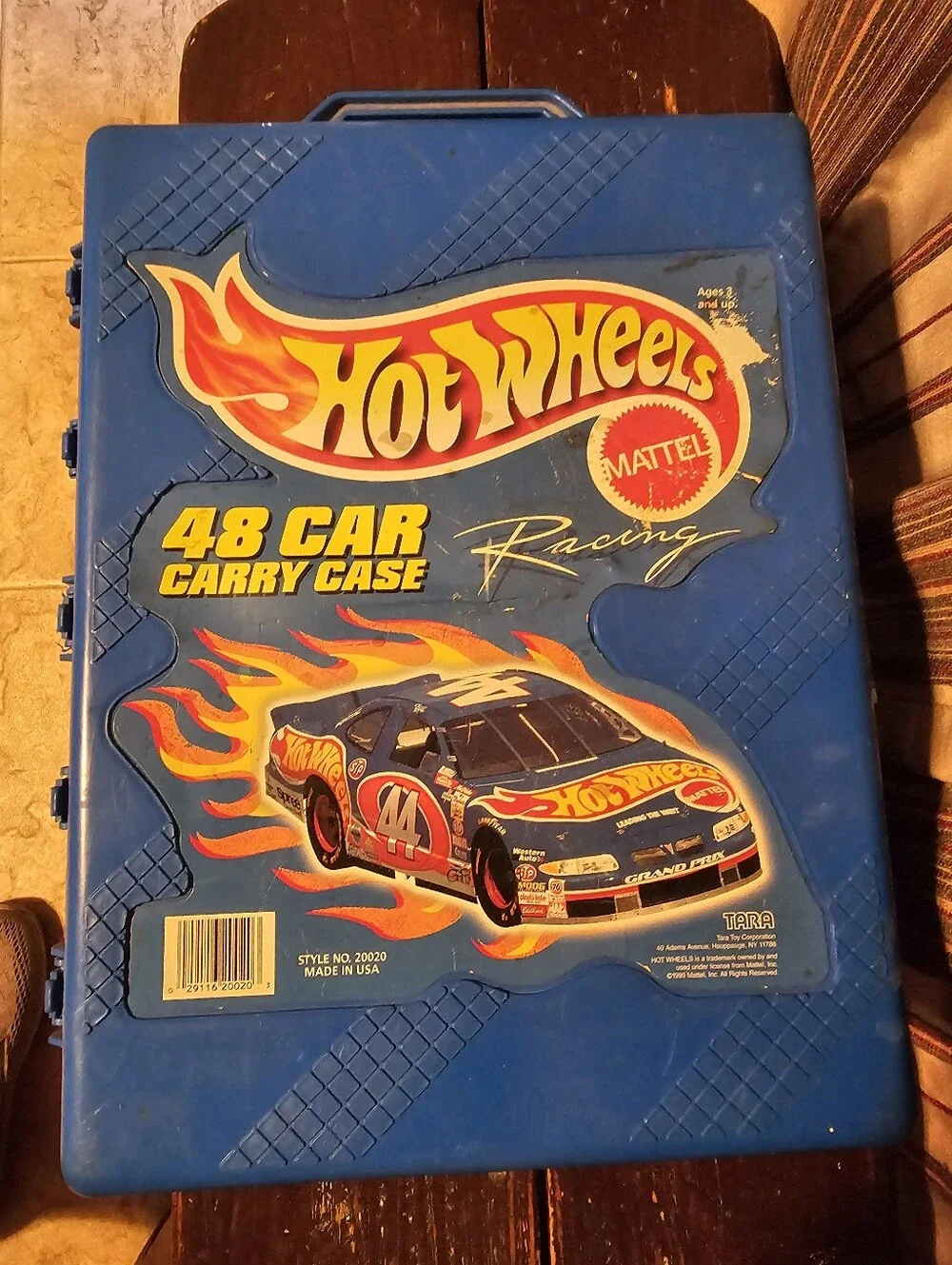 1999 Hot Wheels Case And Vintage Hot Wheel Cars